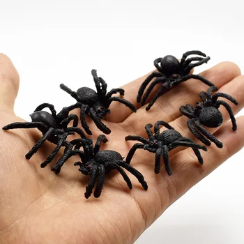 1 ADET Sıcak satış PVC Yapay örümcek Böcek Hayvan Modeli Kuso Prank Komik Trick Şaka Oyuncakları