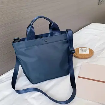 Naylon Çanta Moda Kore Versiyonu Büyük Kapasiteli Çok Yönlü Çanta Su Geçirmez Moda basit omuz çantası askılı çanta