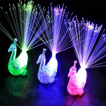 10 adet/grup Rastgele Çocuk Oyuncak LED yanıp sönen ışık halkası Yanıp Sönen Parti Yumuşak Rave Glow Jöle Parmak Yüzük