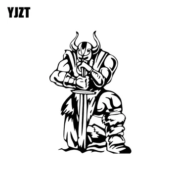 YJZT 9.7 * 14.5 CM Kapsayan Vücut Diz Çökmek Hazır Saldırı Viking Savaşçı Asker Araba Sticker Siyah / Gümüş Vinil C21-0033