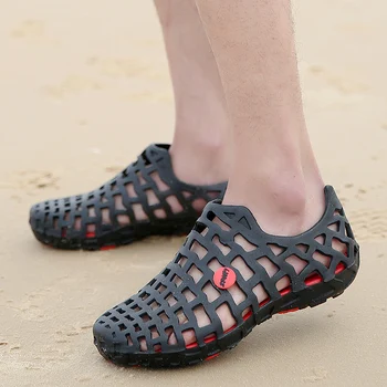 2021 Yaz su ayakkabısı Erkekler Nefes İçi Boş plaj sandaletleri Yukarı Aqua Ayakkabı Kadınlar Hızlı Kuru Nehir Deniz Terlik Dalış Yüzme