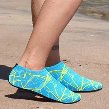 Yaz su ayakkabısı Erkekler Yüzme Ayakkabı Aqua plaj ayakkabısı Büyük Artı Boyutu Spor Ayakkabı Erkekler İçin Çizgili Renkli Zapatos Hombre