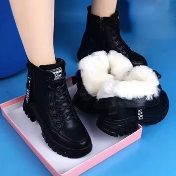 2022 Kış kadın Botları Yeni stil pamuk kar botları Kalınlaşmış sıcak pamuk çizmeler Yüksek topuk ayakkabı rahat ayakkabılar Botas