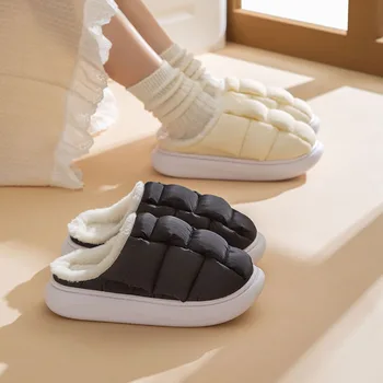 Yeni Kış Sıcak Peluş Terlik Kadın Erkek Ekmek Ayakkabı Kalın Platform Su Geçirmez Terlik Açık Ev Ayakkabı Zapatos Mujer