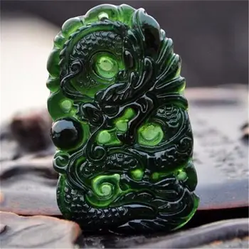 Çin Doğal Siyah Yeşil Yeşim Kolye Ejderha Şekilli El Yapımı Yeşim Masaüstü Süsler Çalışma Ofisi İçin El Sanatları İyi Şanslar Muska