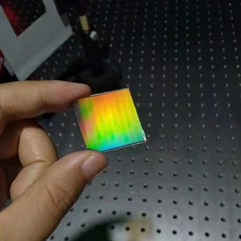 20mm Optik ışın Ayırıcı Spektrograf Düzlemi Ultra yüksek Doğrusal Yoğunluklu Düzlem kırınım ızgarası Holografik Şamandıra Cam ızgara