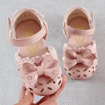 Yeni Yaz Sevimli Kız Ayakkabı Tatlı Yay Sandalet Bebek Çocuk Nefes Açık yürüyüş ayakkabısı Çocuklar Yumuşak Rahat Prenses Daireler