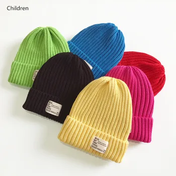 Kış Sıcak Yürümeye Başlayan çocuk şapkaları Kız Erkek Çocuk bere şapka Kapaklar Moda Aplike Harfler Yün Tığ örgü bere запка детская