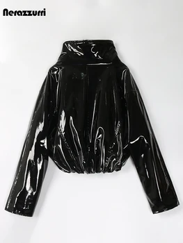 Nerazzurri Zip Up Kısa Şık Yansıtıcı Parlak Patent Deri balon ceket Kadınlar Uzun Kollu Büyük Boy Bahar Sonbahar Giysileri